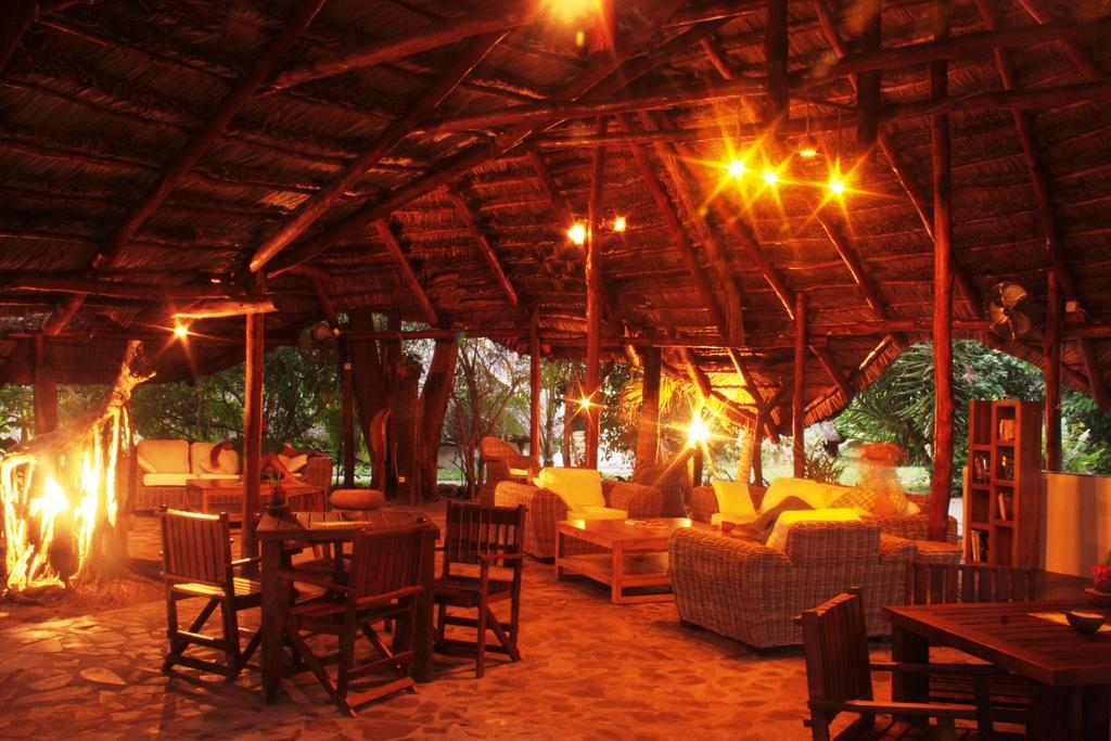 Palmeiras Lodge Vilanculos Extérieur photo