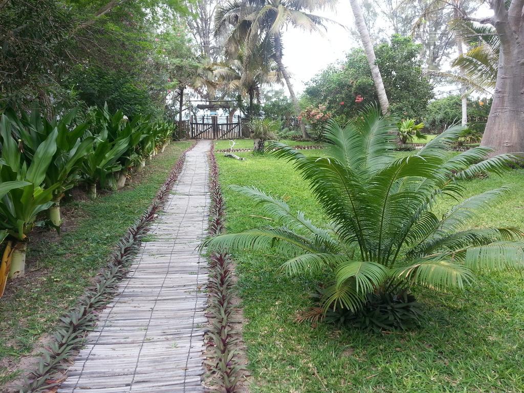 Palmeiras Lodge Vilanculos Extérieur photo